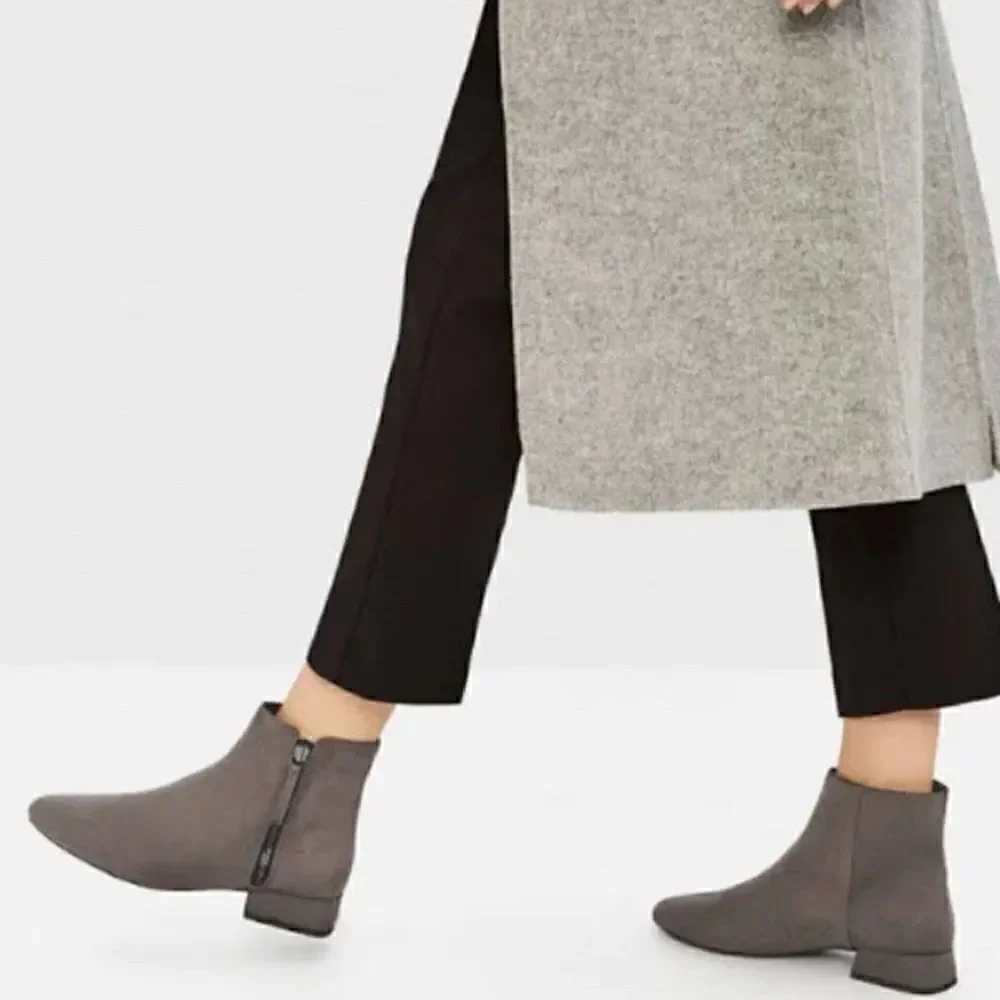 Zara Basic Collection Gray Suede Ankle Boots, Size 5